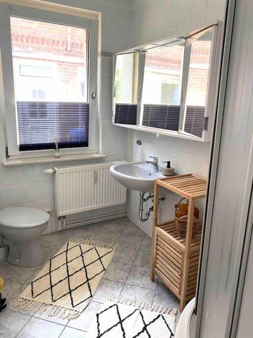 Ferienwohnung Nr. 1 Terrasse Bodden Kanu Bootssteg Zudar 外观 照片