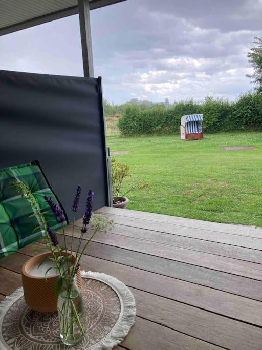 Ferienwohnung Nr. 1 Terrasse Bodden Kanu Bootssteg Zudar 外观 照片